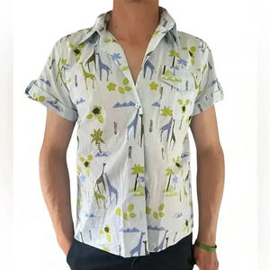 TICKETS TOP SHIRT  lightweight giraffe p-p 21 inches